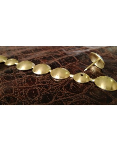 Nailhead trim 180 1/3